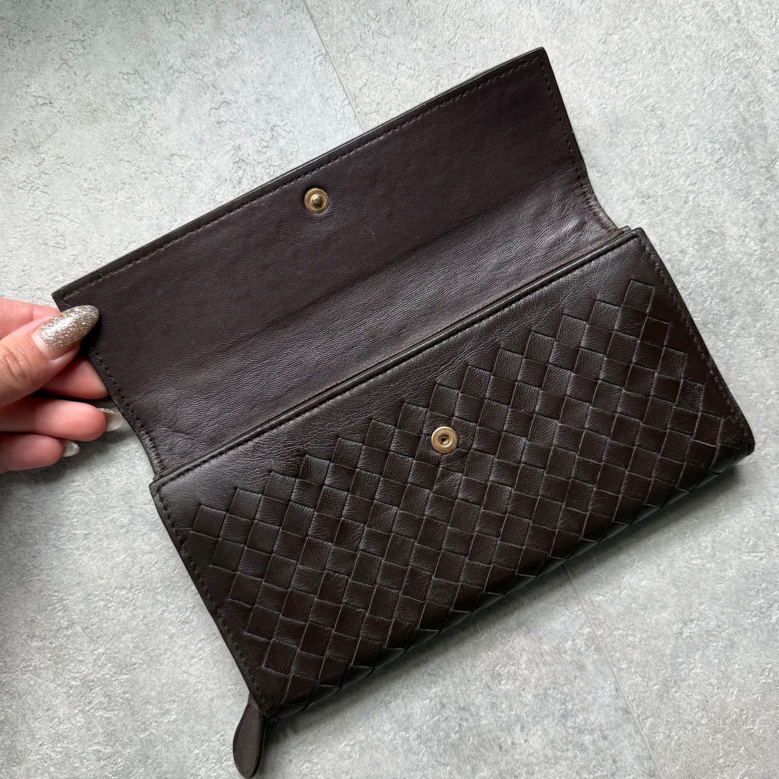 BOTTEGA VENETA ボッテガヴェネタ イントレチャート長財布 ブラウン