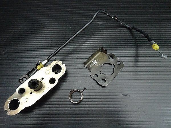 カワサキ ZRX400 II 1998年式 シートロック バイク パーツ 部品 KA-W