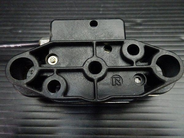 カワサキ ZRX400 II 1998年式 シートロック バイク パーツ 部品 KA-W