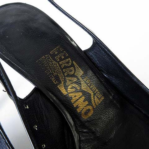 サルヴァトーレフェラガモ Salvatore Ferragamo パンプス バック