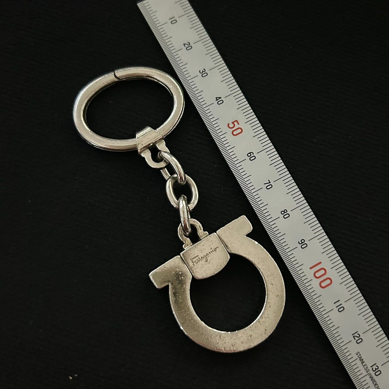 Salvatore Ferragamo フェラガモ ガンチーニ キーホルダー シルバー