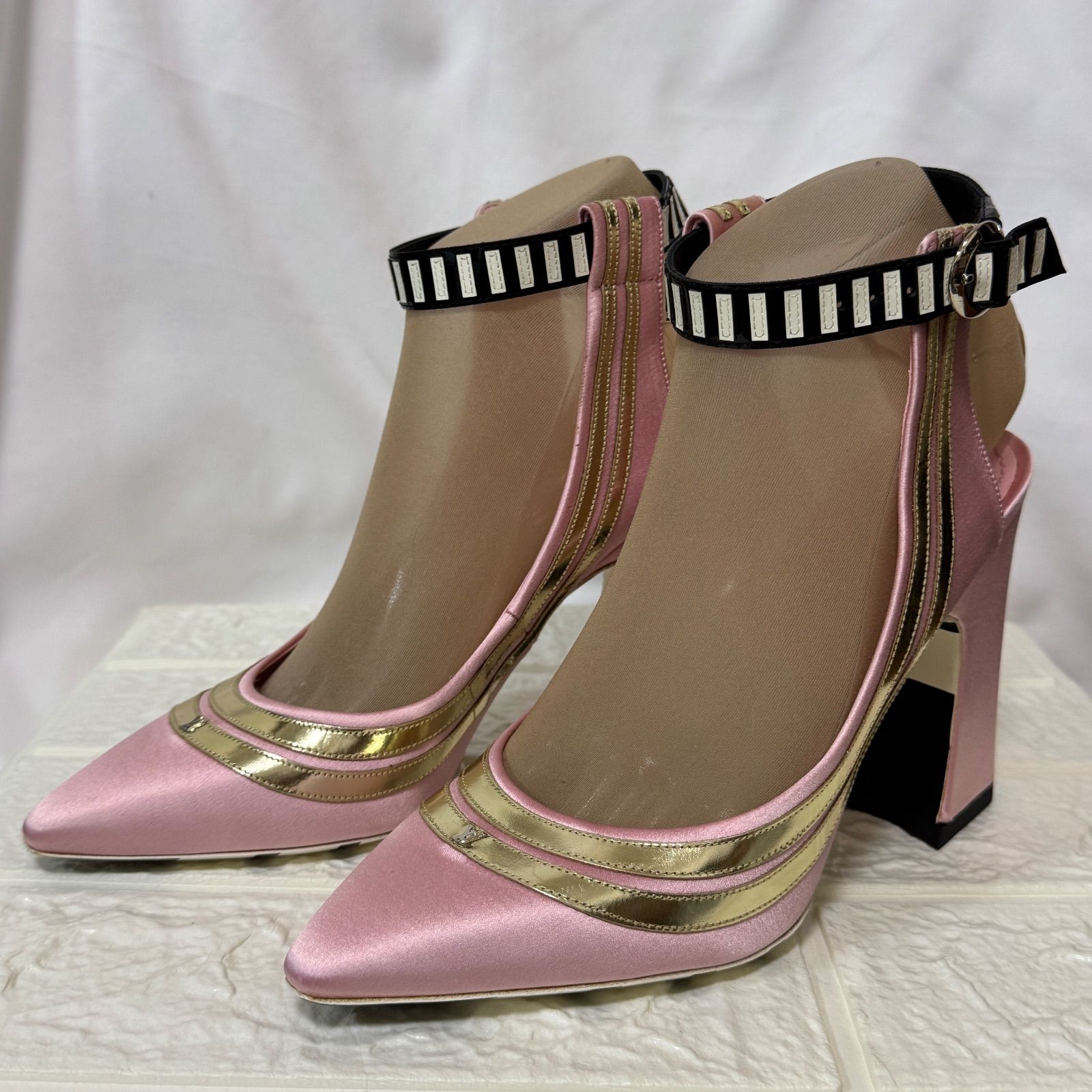 LOUIS VUITTON PINK SATIN PUMP ルイ・ヴィトン サテン パンプス