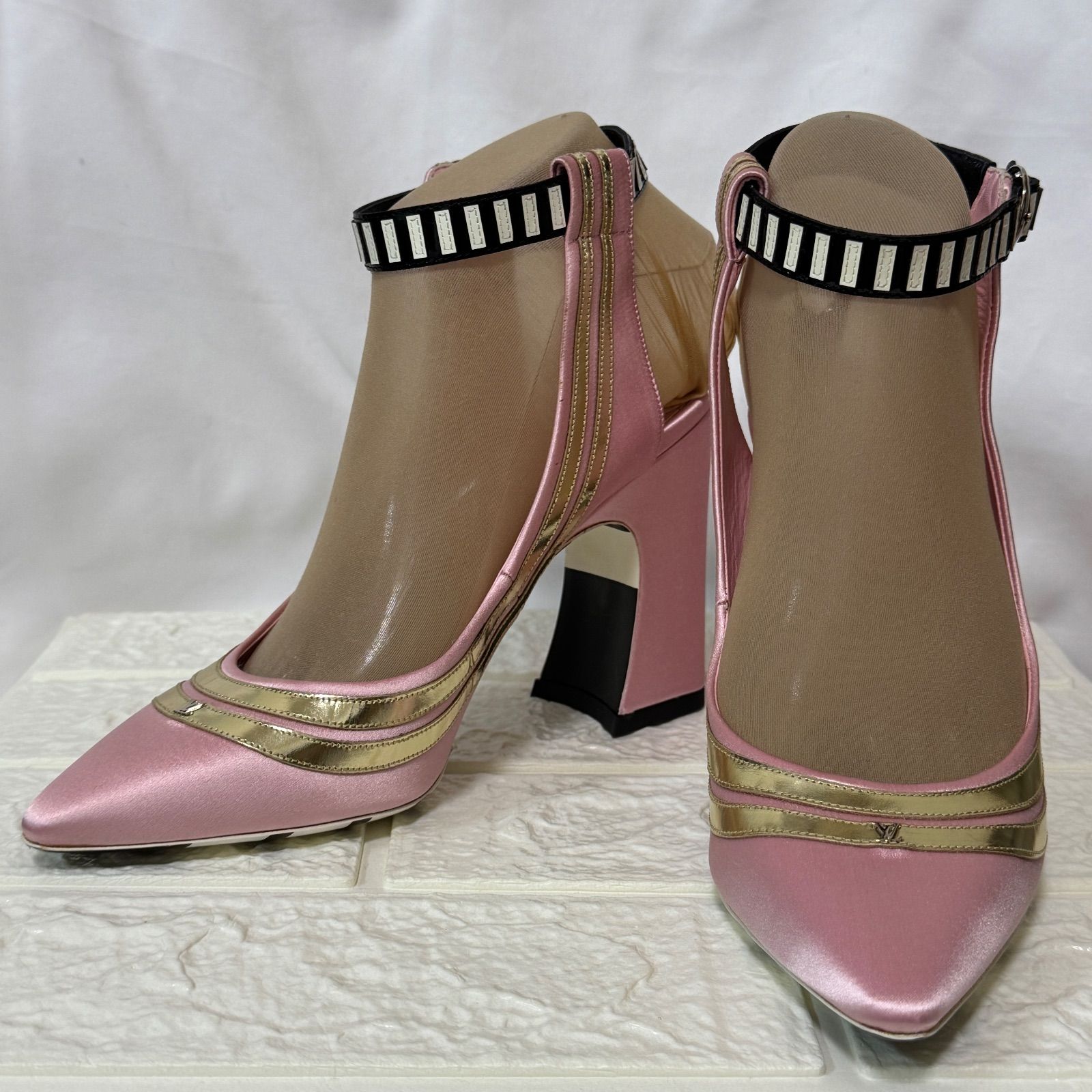 LOUIS VUITTON PINK SATIN PUMP ルイ・ヴィトン サテン パンプス