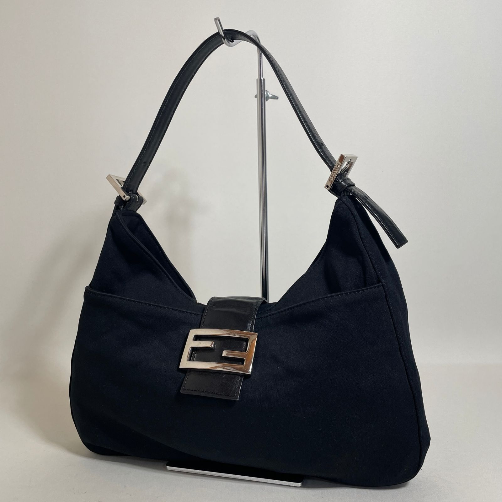 2602-163｜美品｜フェンディ マンマバケット ショルダーバッグ 