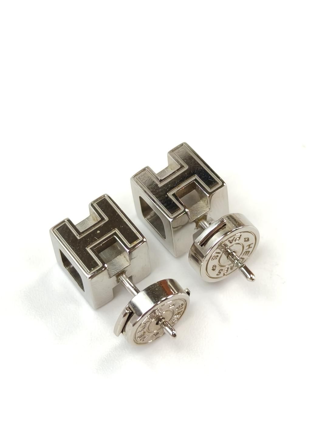 HERMES エルメス カージュドアッシュ Hキューブ ピアス シルバー