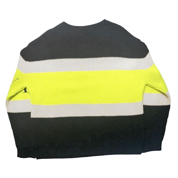 VALENTINO ヴァレンティノ VLTNロゴ 袖刺繍 クルーネック ニット