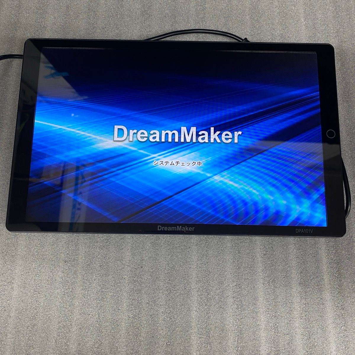 DreamMaker DPA101V 10.1インチ車載テレビ ※動作確認済み 【中古品・美