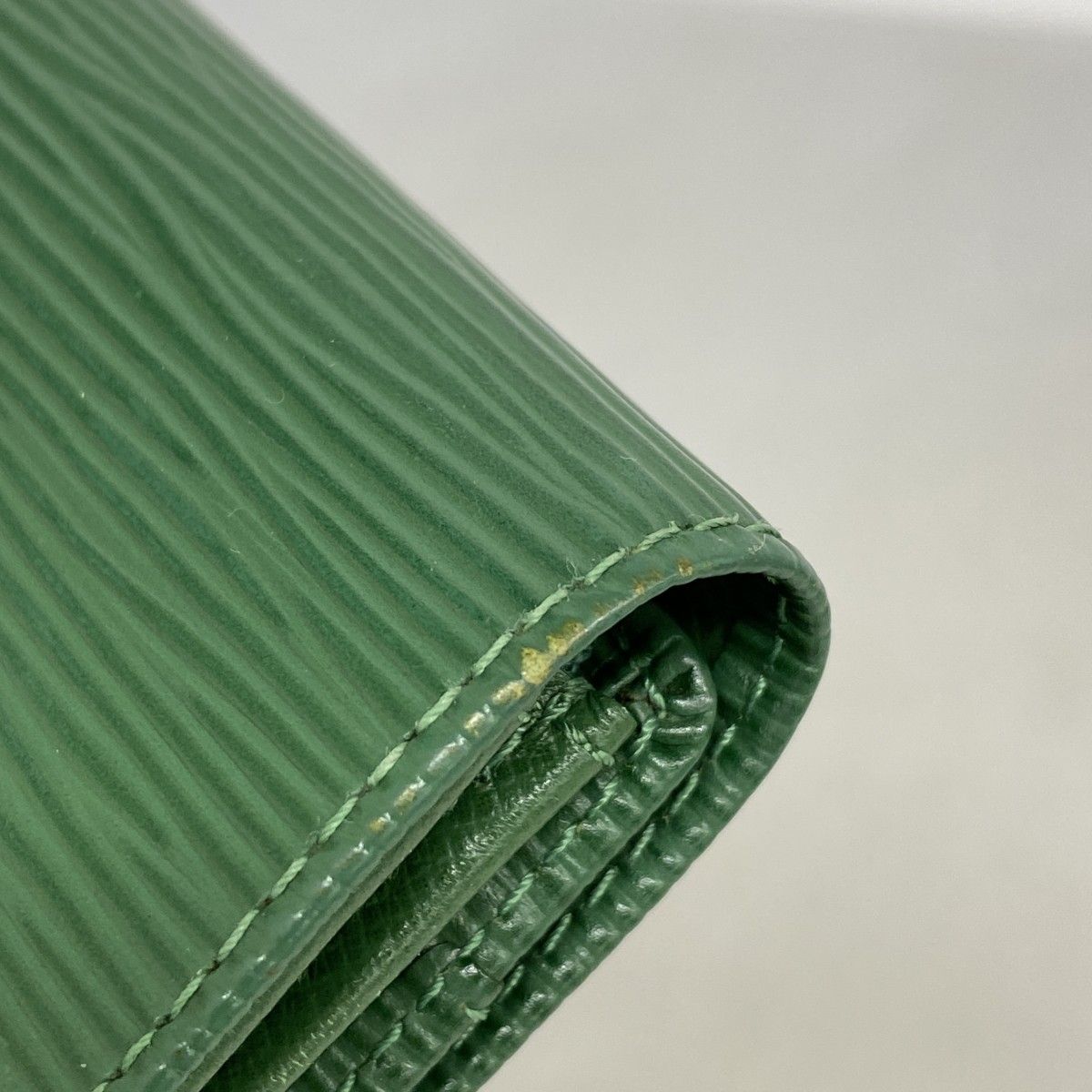 6bc4427】ルイヴィトン 長財布 エピ ポシェットポルトモネクレディ