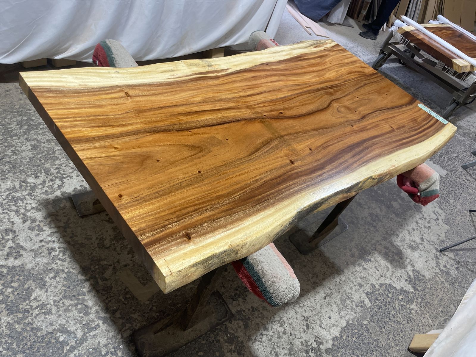 モンキーポッド9413 一枚板無垢 乾燥材 1660x750-830x52mm