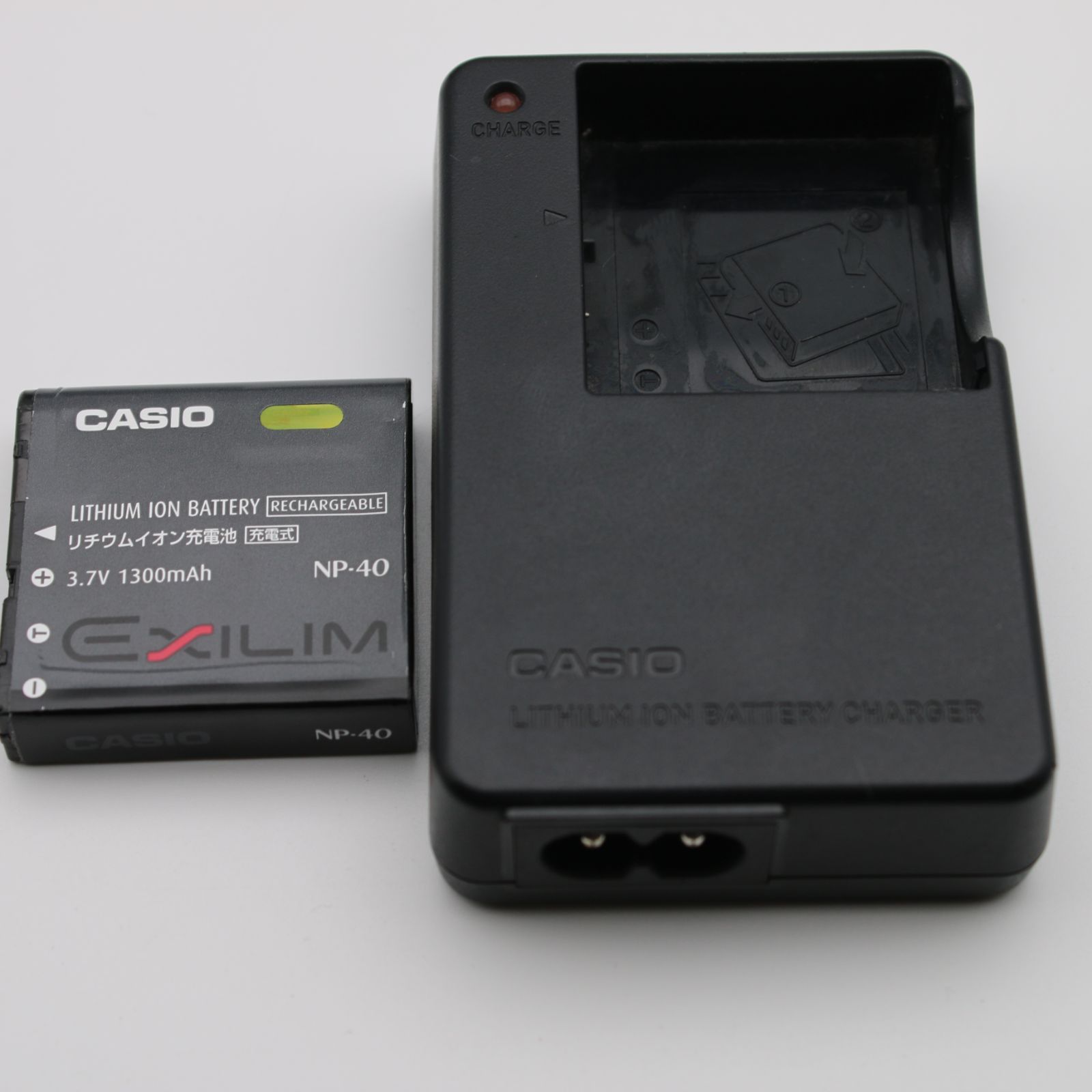 極上品】 CASIO EXILIM EX-Z1200 ZOOM シルバー デジタルカメラ