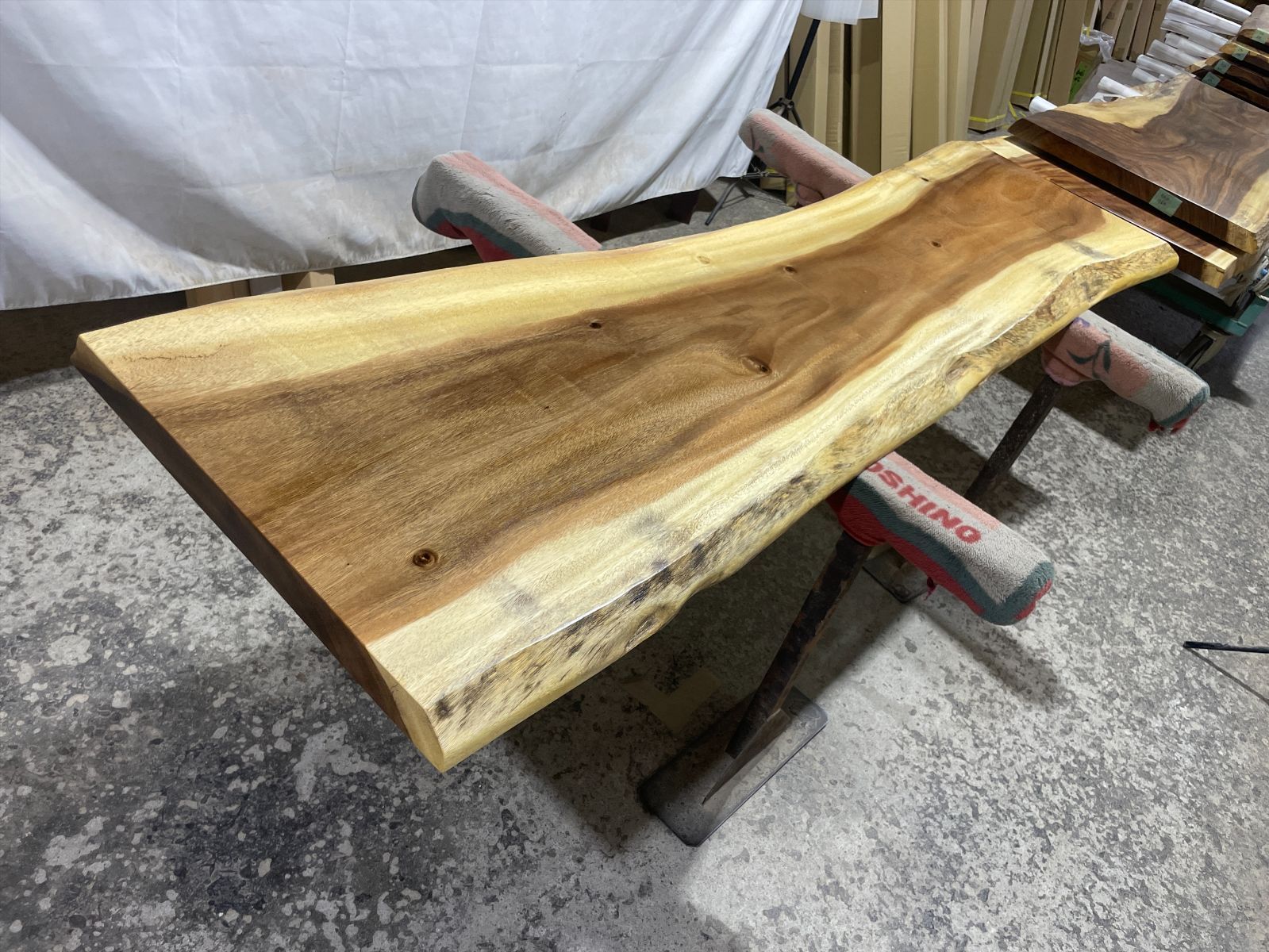 モンキーポッド9416 一枚板無垢 乾燥材 2160x600-500-600x49mm