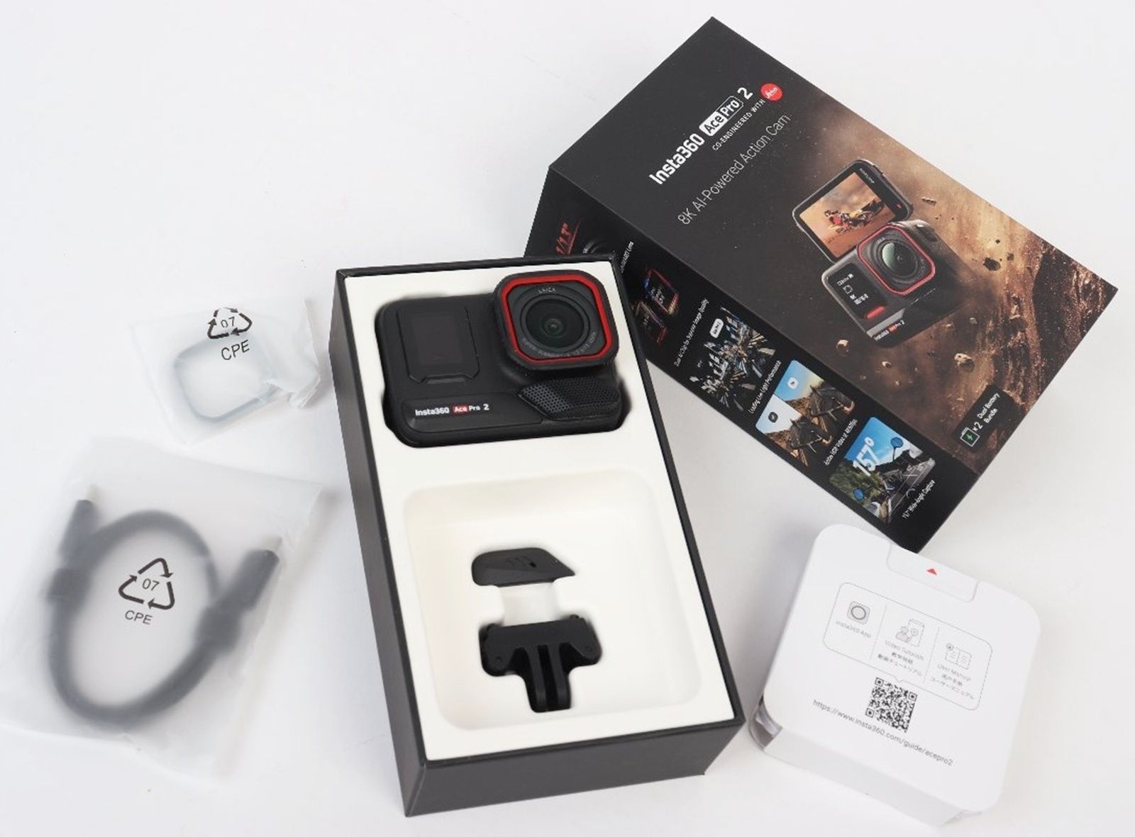 Insta360 Ace Pro 2 本体 + 128GB microSDカード + Mini 2-in-1 Tripod