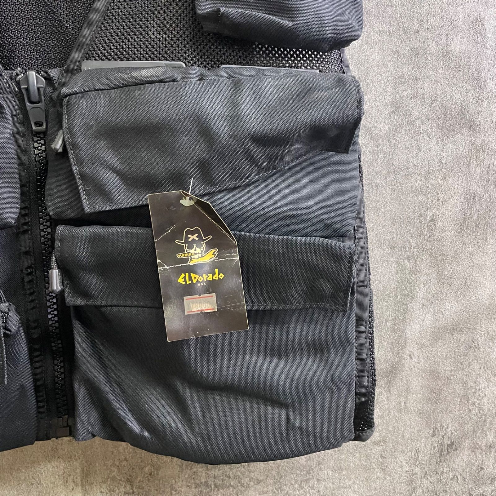 U-108】SURVIVAL INCORPORATED タクティカルベスト ブラック 黒 多機能