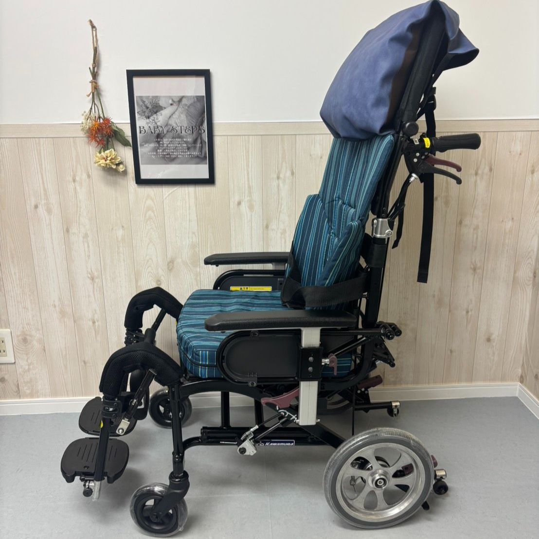 消毒済 中古 車椅子】すぐ使える車椅子 美品 KPFK-12 くるーん 