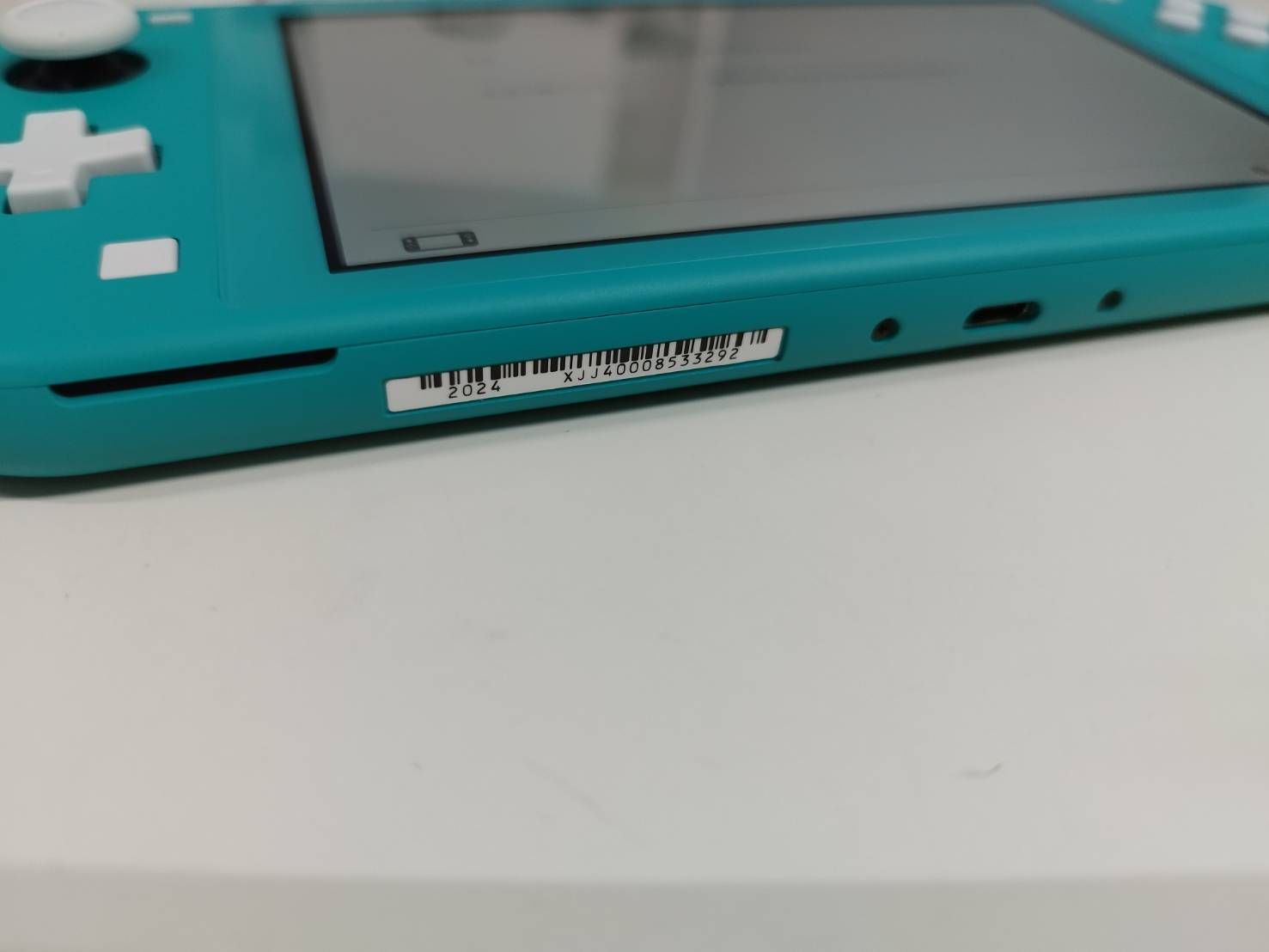 未使用に近い】Nintendo Switch Lite HDH-001/2024年製/ターコイズ