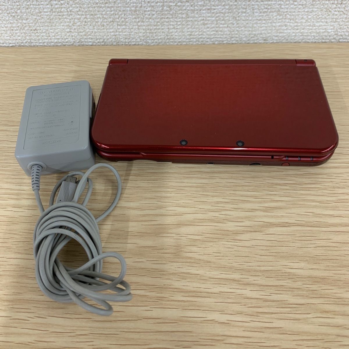 2【通電動作確認済】ニンテンドー3DS LL レッド 充電器付【ゲーム機