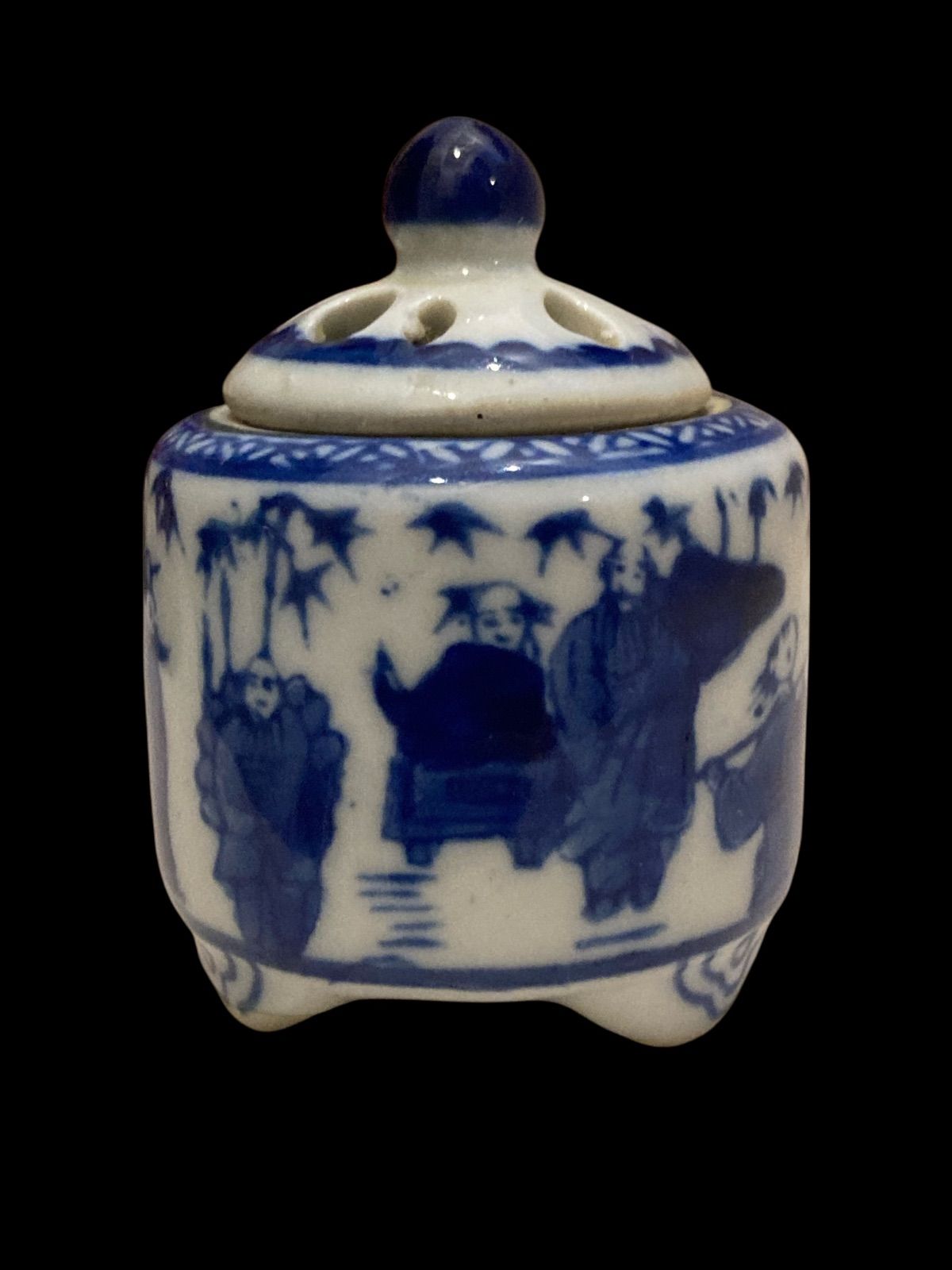 香炉 山水 賢人 4つセット 染付 そめつけ 技法 絵柄 中国風 陶磁器