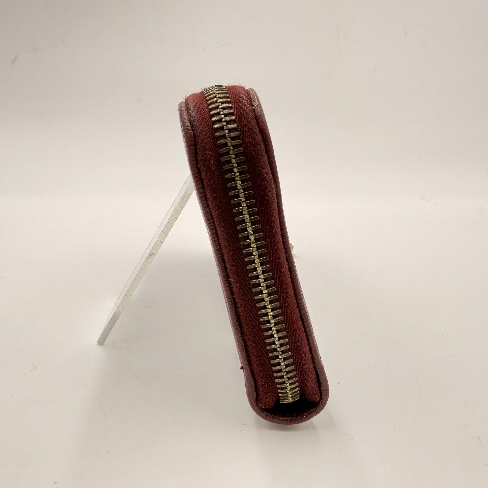 FENDI（フェンディ）ズッカ柄 ラウンドファスナー長財布 レディース