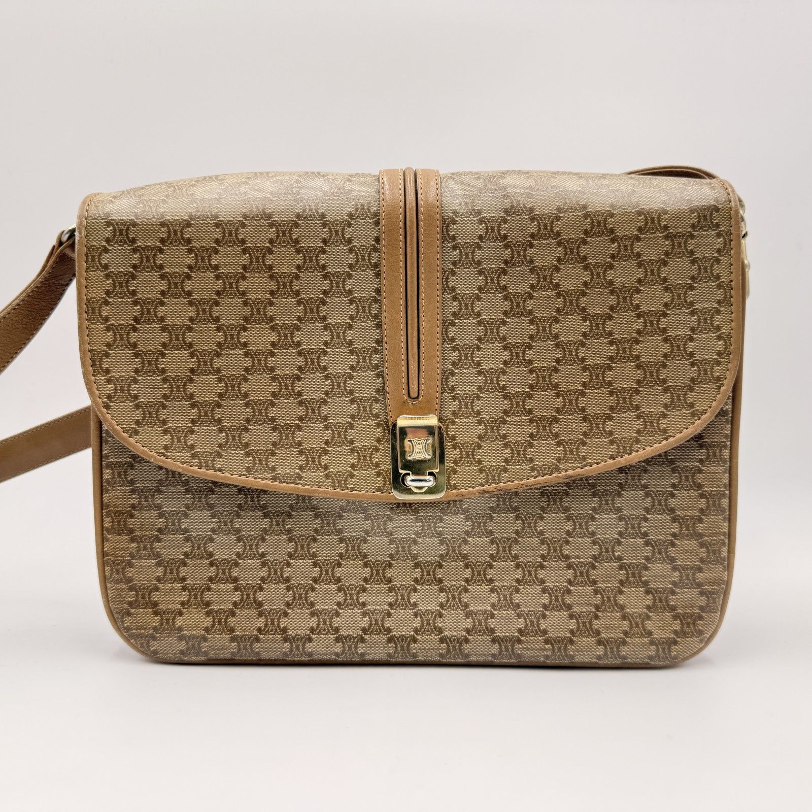 CELINE（セリーヌ）マカダム柄 ヴィンテージ ショルダーバッグ PVC