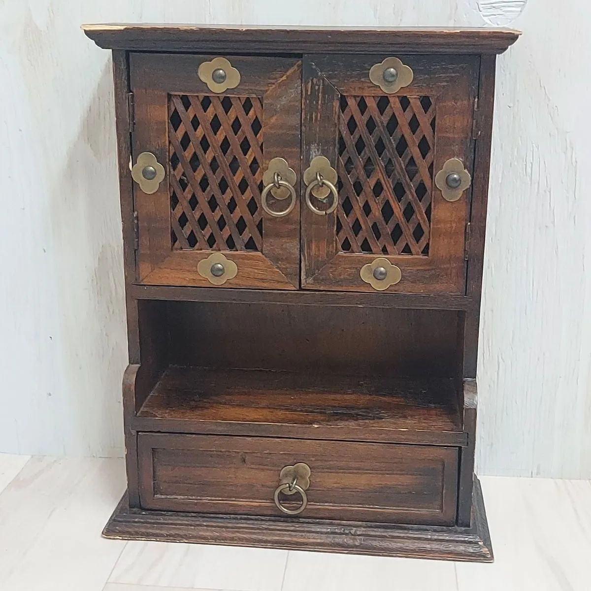 □26《F》昭和レトロ ダークブラウン 木製 小物入れ キャビネット 小型