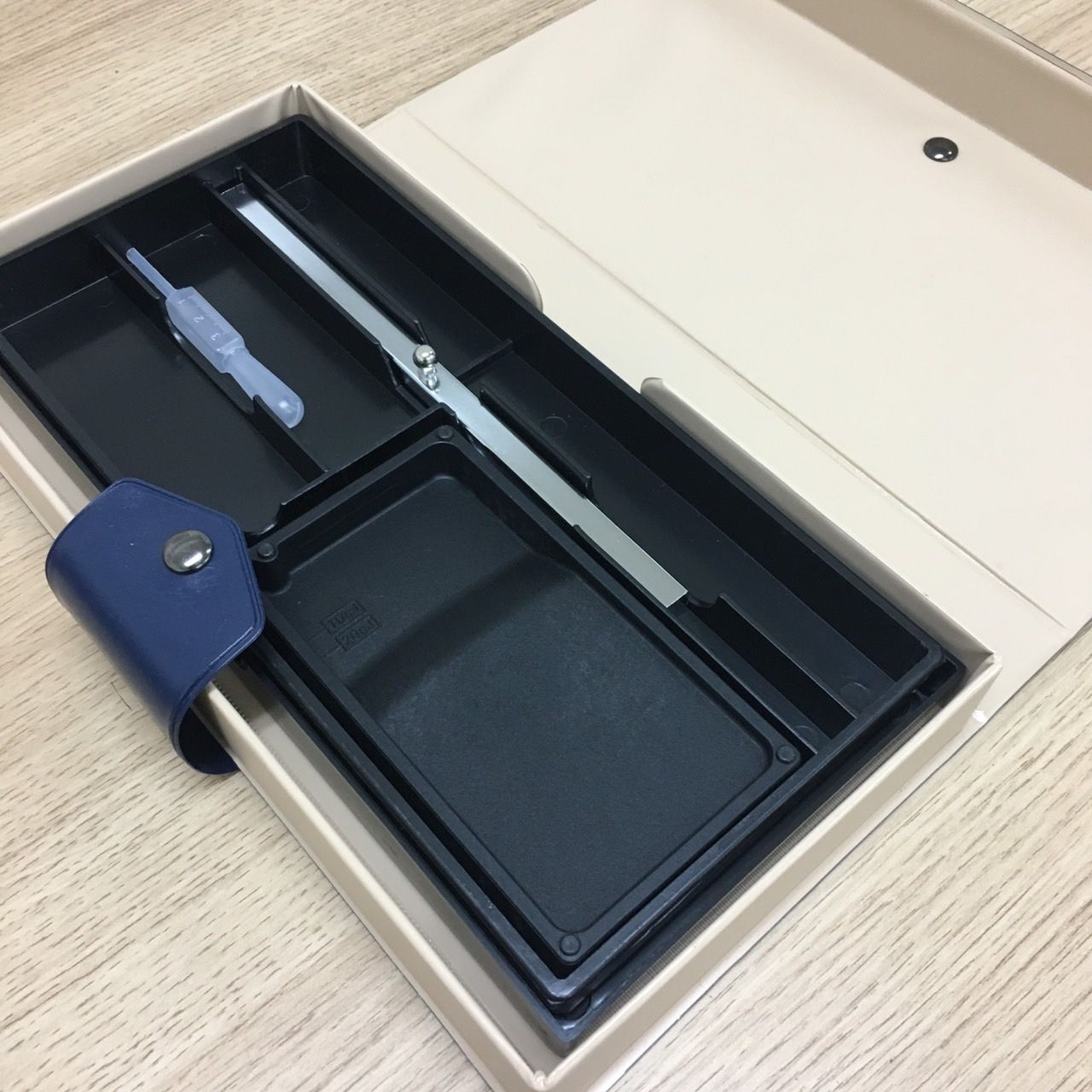 書道セット（文鎮・硯・スポイト付き）※筆なし - メルカリ