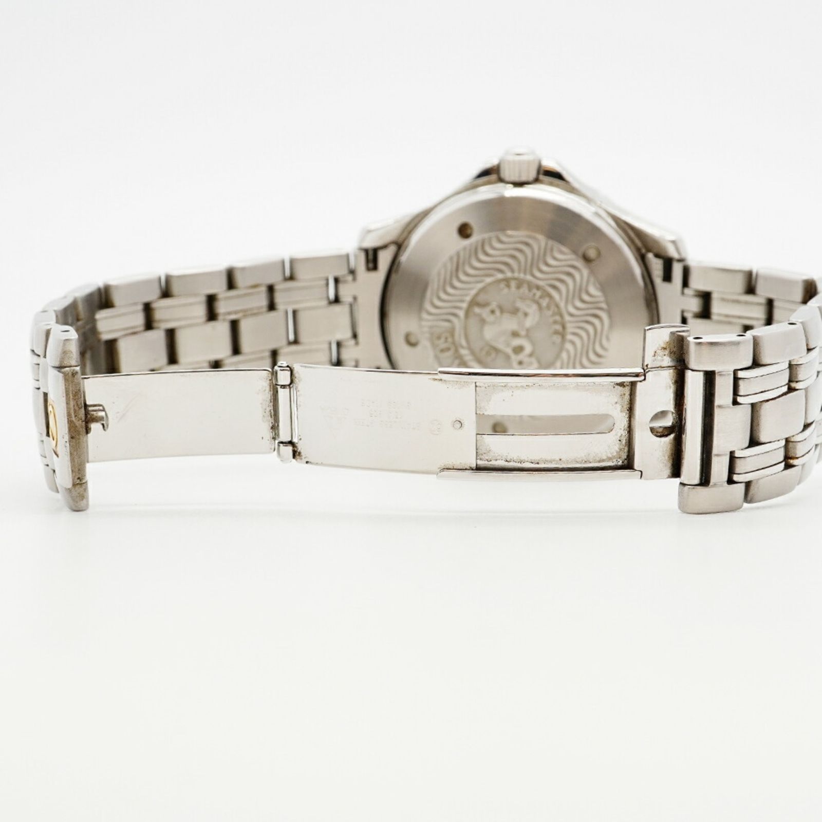 黒文字盤腕時計 メンズ