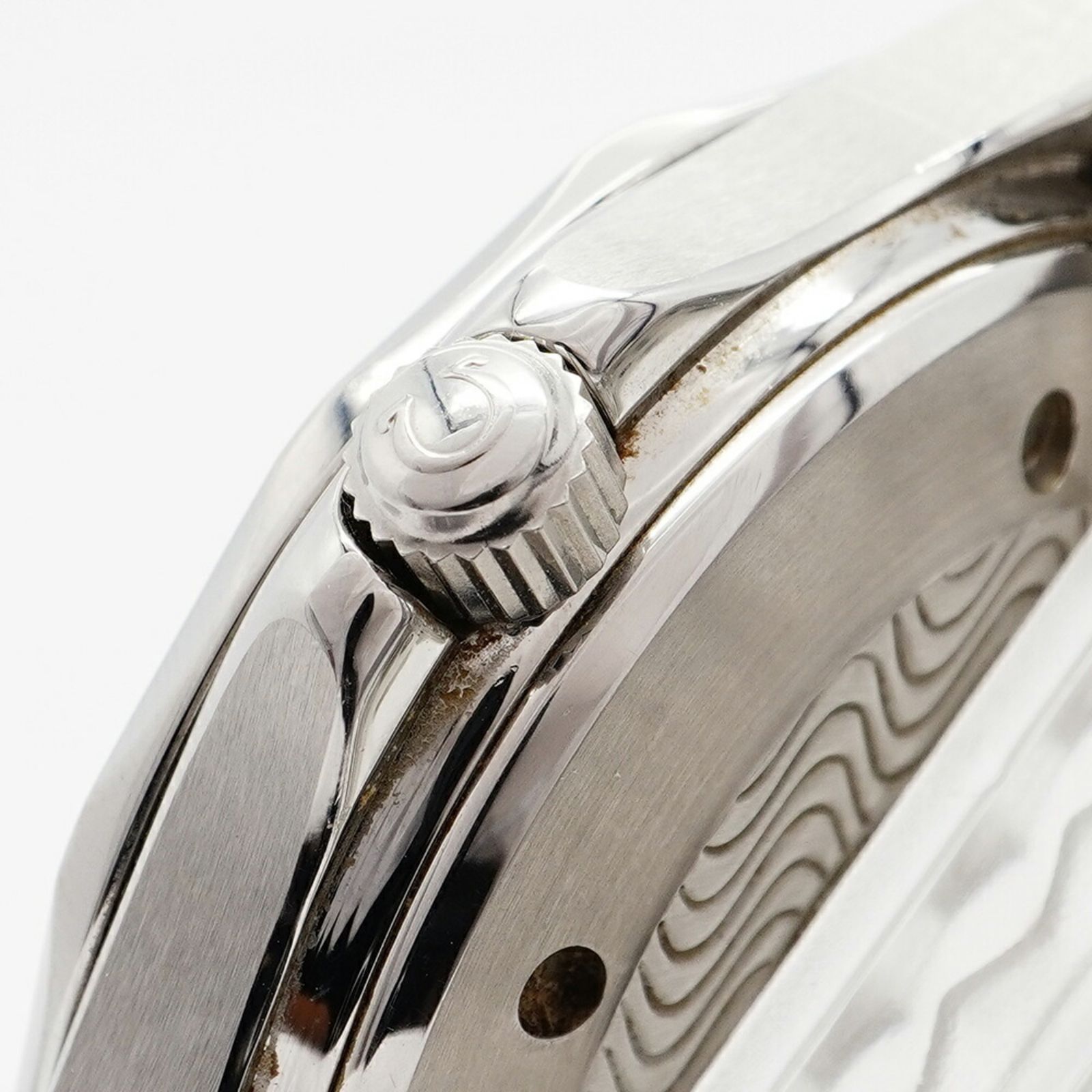 黒文字盤腕時計