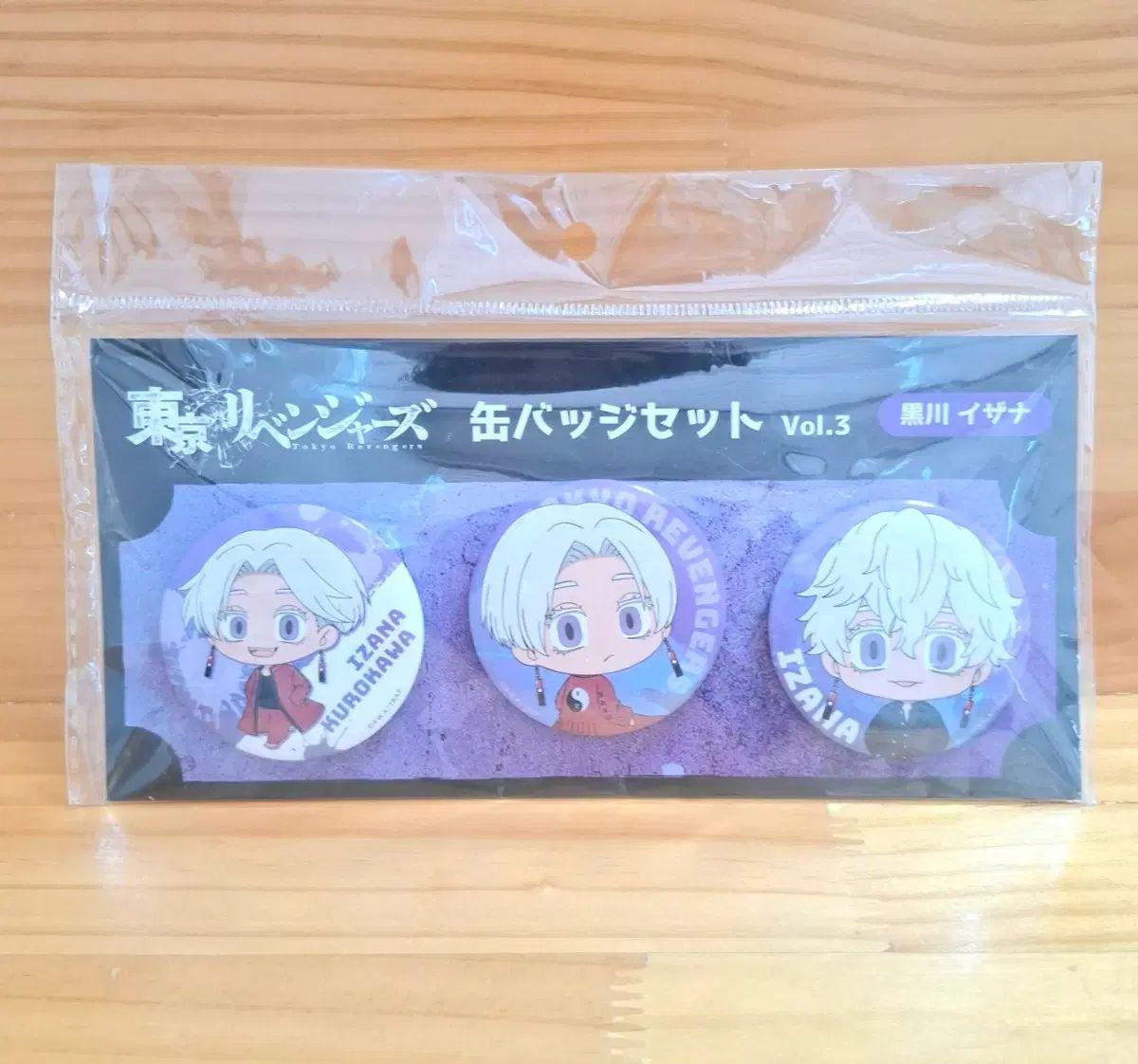 東京リベンジャーズ 黒川 イザナ 缶バッジ - メルカリ
