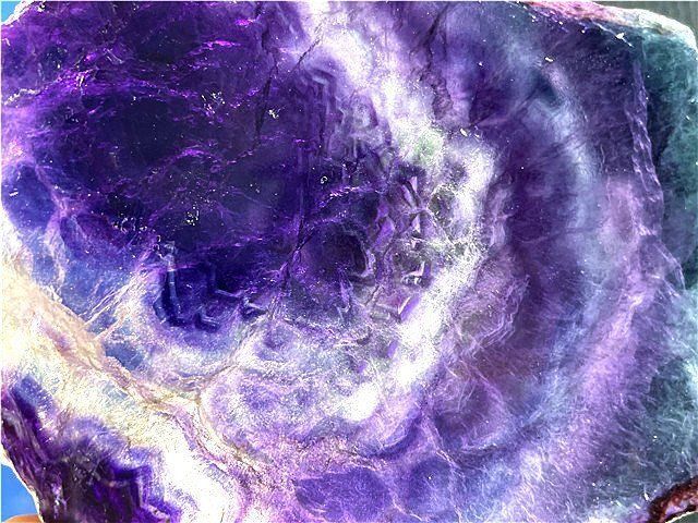 AAA級天然レインボーフローライト(蛍石)原石B89F3/25F28D - メルカリ