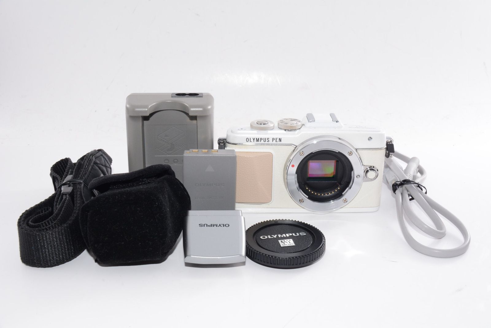 外観特上級】OLYMPUS PEN E-PL7 ホワイト ミラーレス一眼 - メルカリ