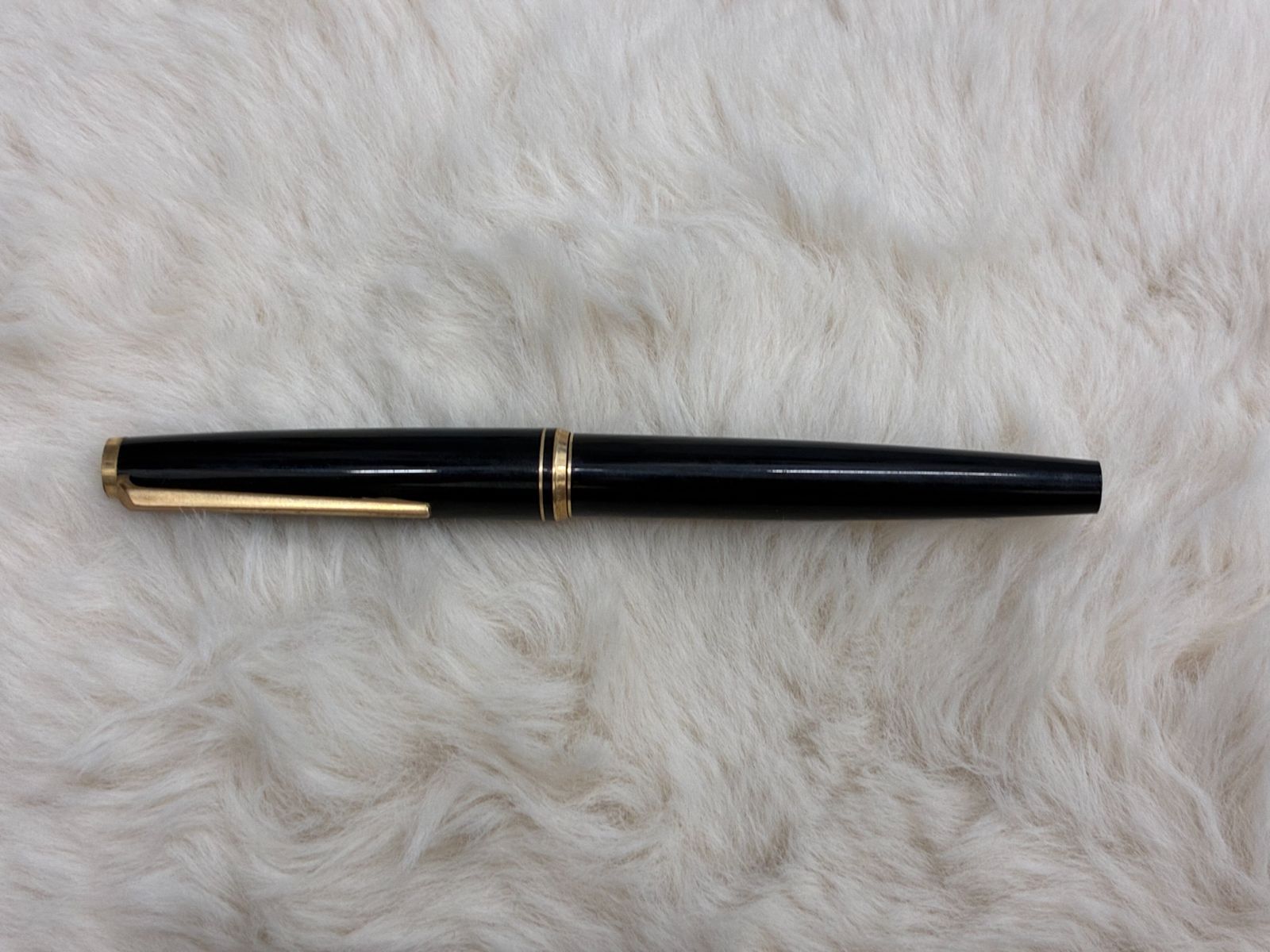 Montblancクラシックモンブラン万年筆 14K585ボルドー - メルカリ