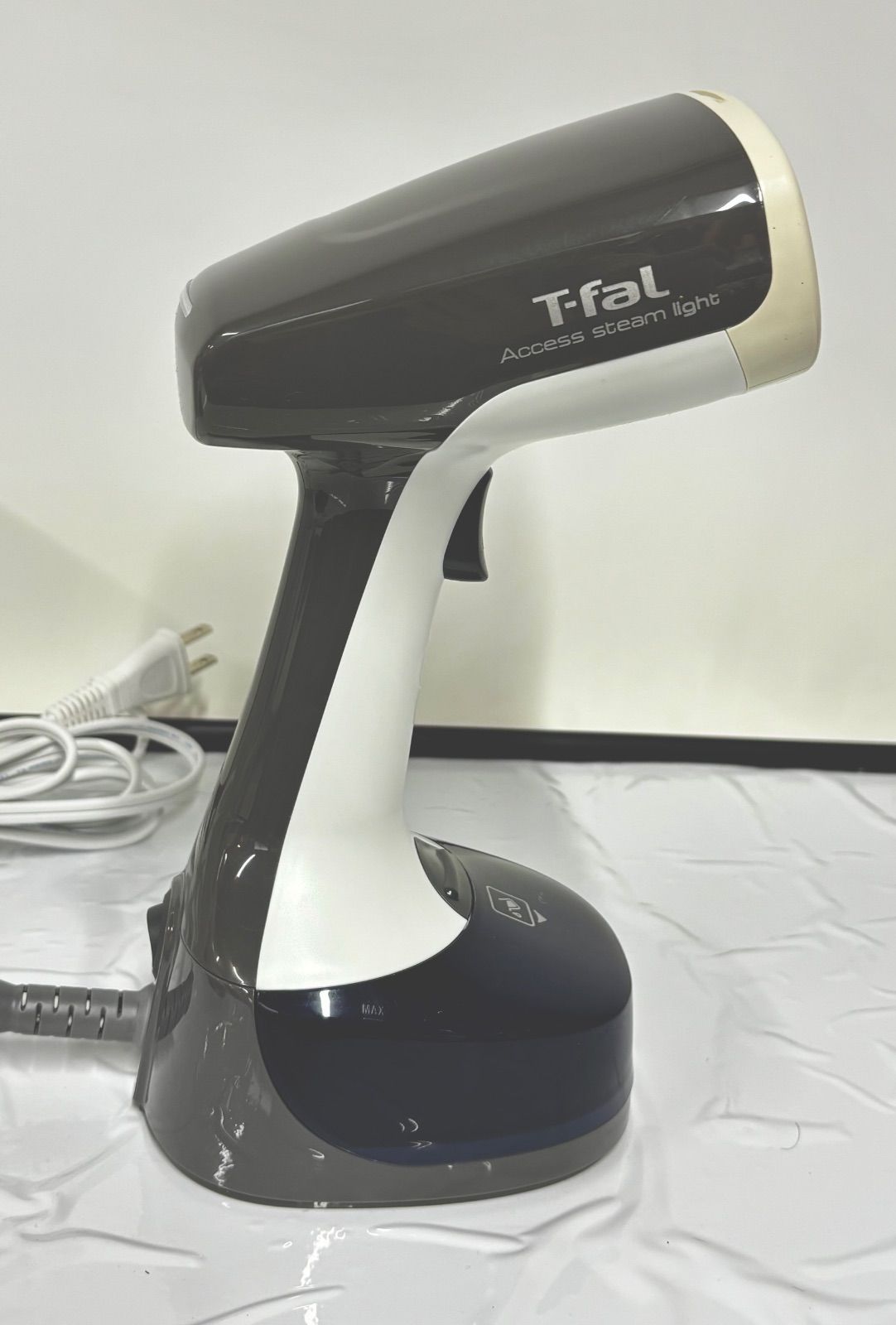 ○ T-fal ACCESS STEAM light DT7002J0 衣類スチーマー グレー