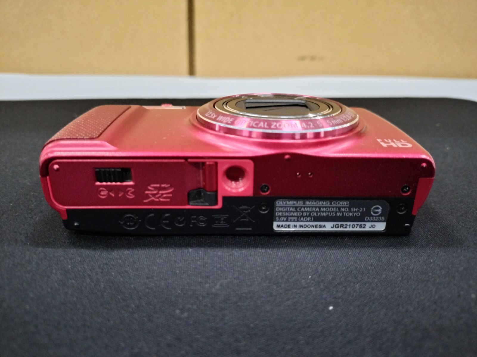 動作確認済！OLYMPUS オリンパスSH-21 1600万画素そこそこ美品 本体と