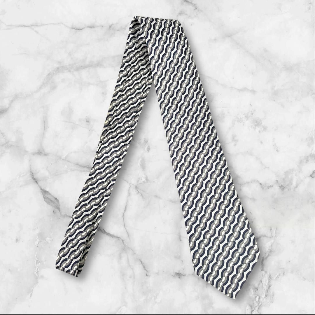 HERMES エルメス シルク100% 波柄 ネクタイ 仏製 - メルカリ