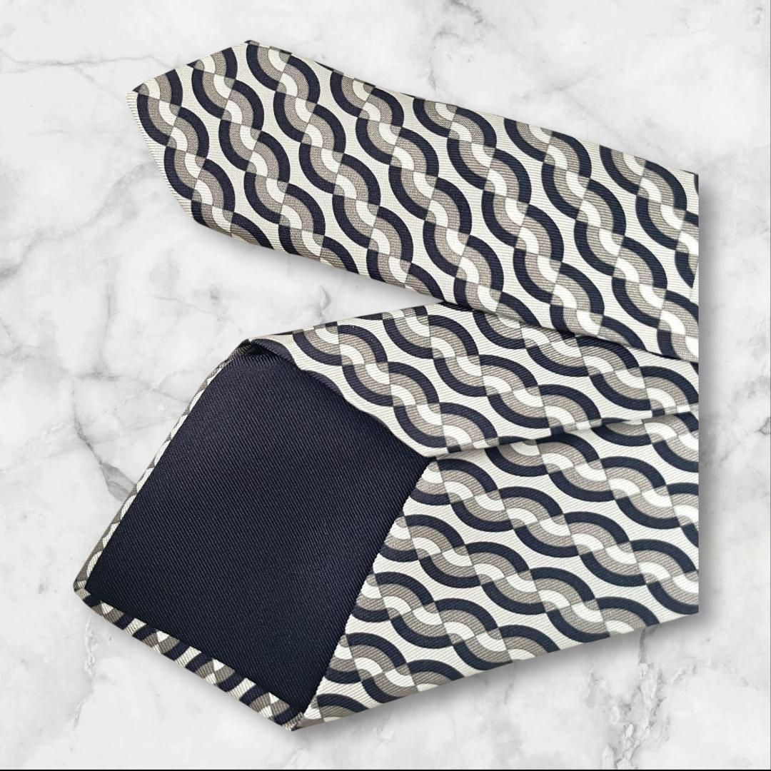 HERMES エルメス シルク100% 波柄 ネクタイ 仏製 - メルカリ