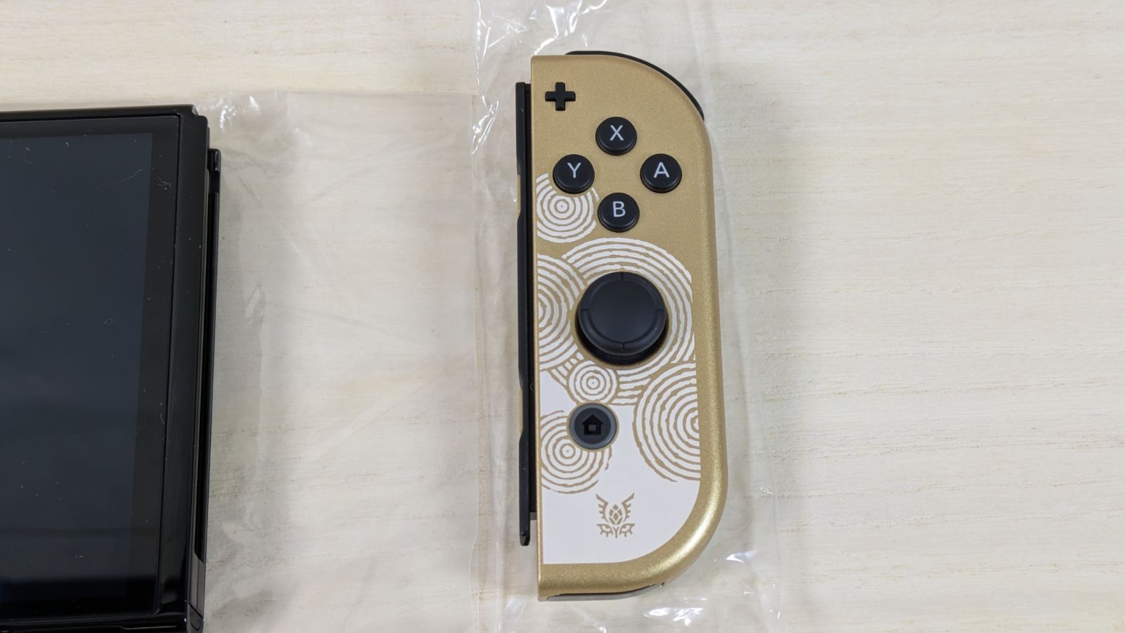 大野36-3-0225] [併売] Nintendo Switch 有機ELモデル ゼルダの伝説