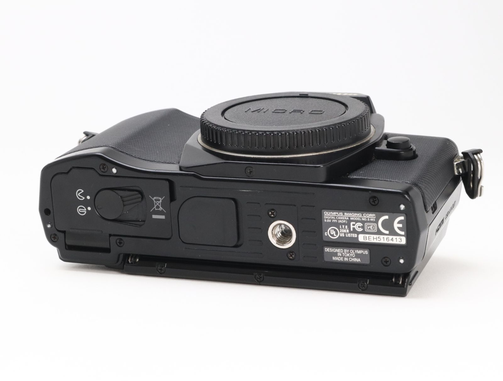 AB (良品) OLYMPUS オリンパス OM-D E-M5 ボディ ブラック シャッター