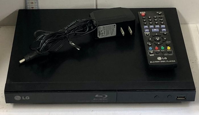 ブルーレイ・DVDプレーヤー BP135 Blu-ray DVD Player リモコン