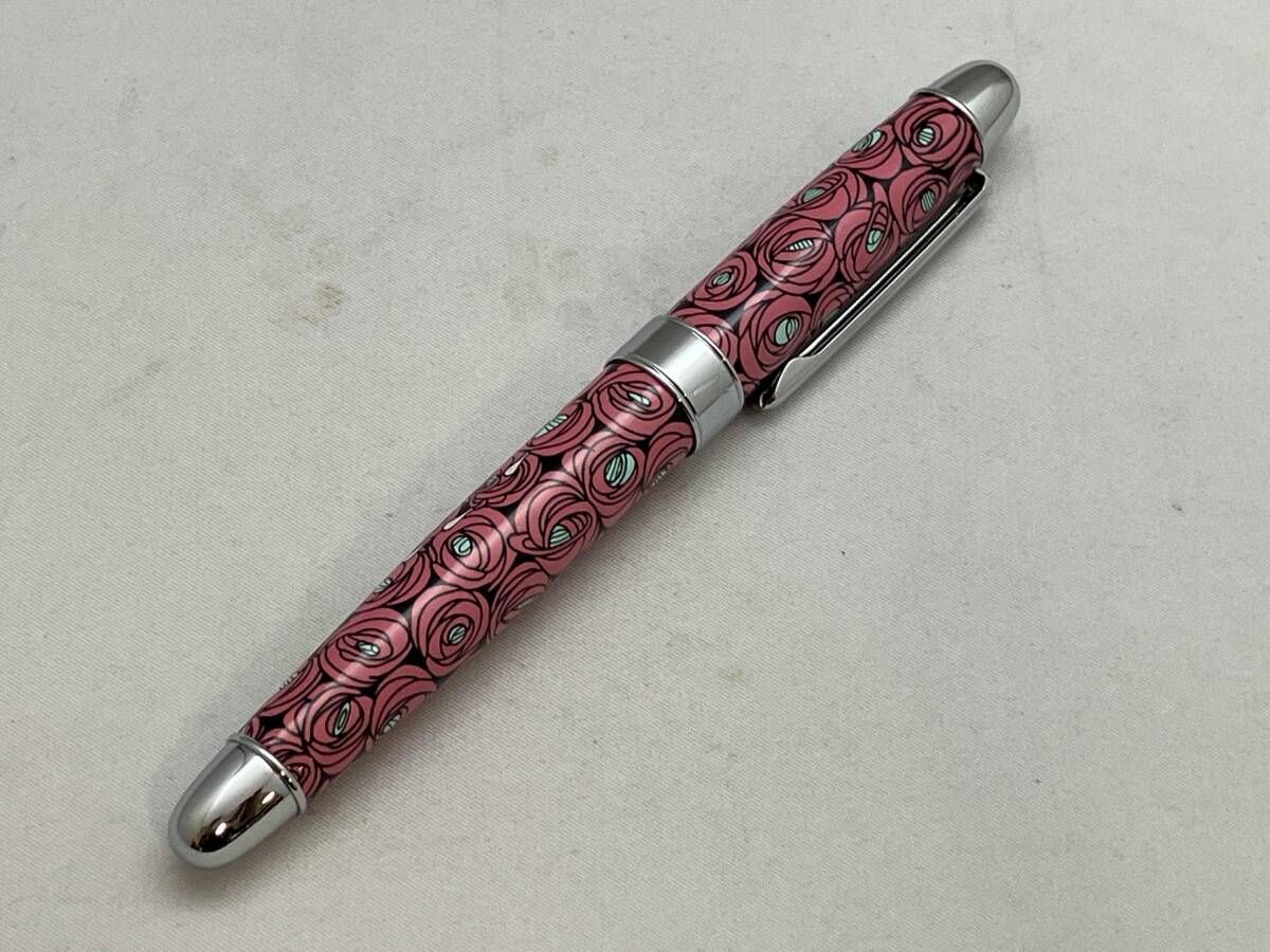 お買い得品 超人気品】ACME アクメ ローラーボールペン ROSES by