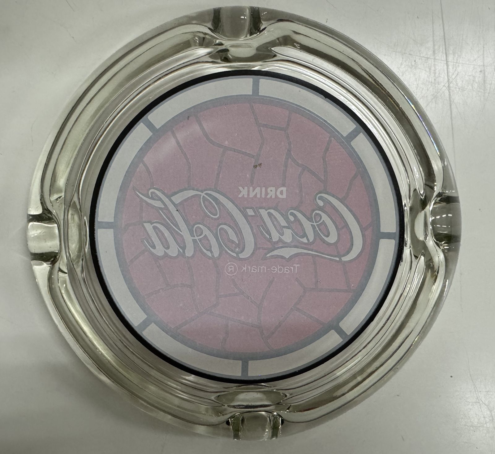 レトロ】ガラス製 コカ・コーラ灰皿 - メルカリ