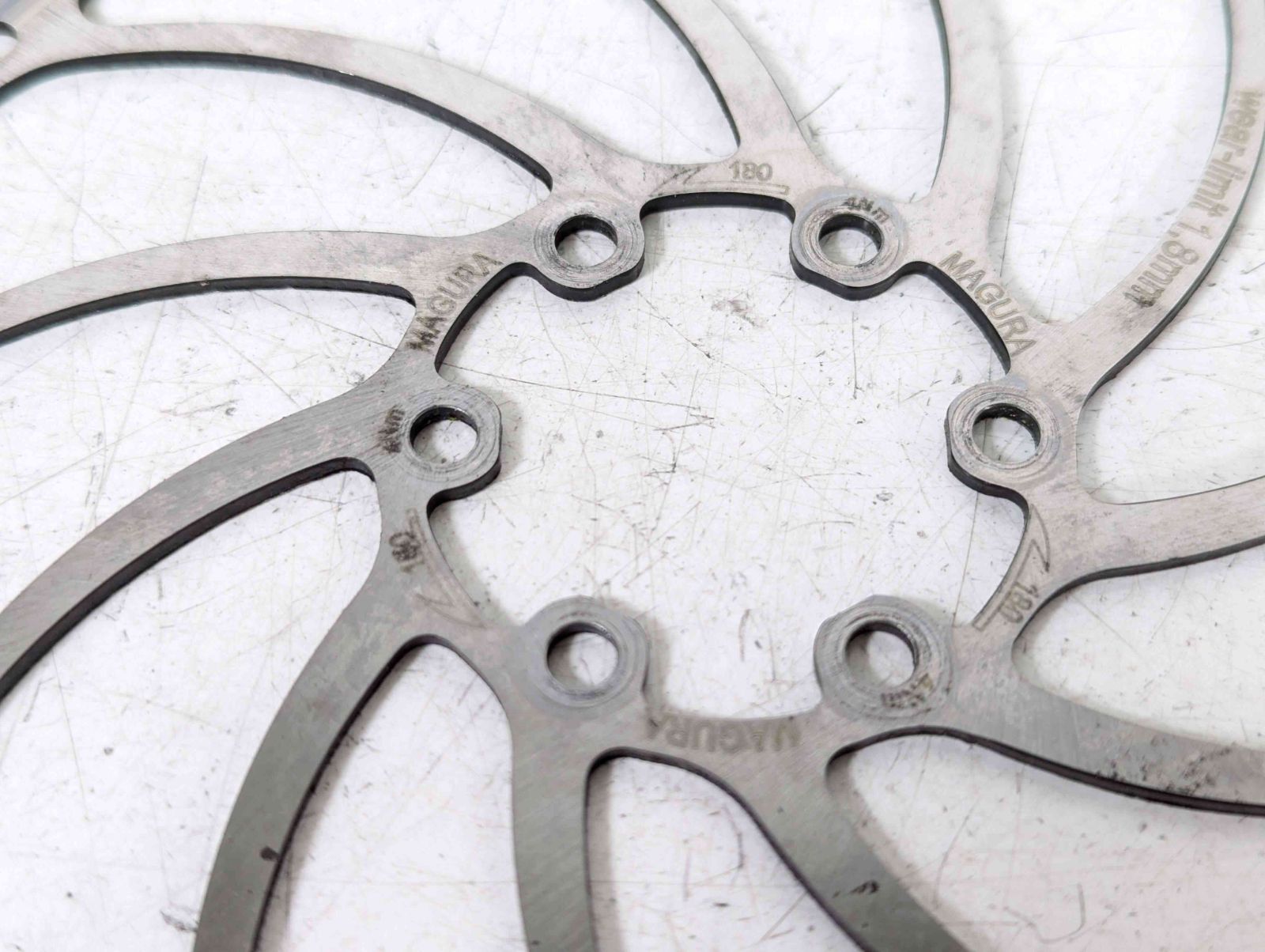 並品】ディスクローター 160mm 140mm 6穴 BR260224R - メルカリ