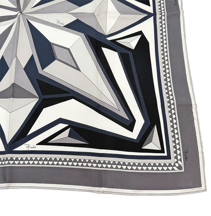 EMILIO PUCCI スカーフデザインTシャツ グレー タグ付き 新品 エミリオプッチ EMILIO PUCCI スカーフ モノトーン シルク レディース