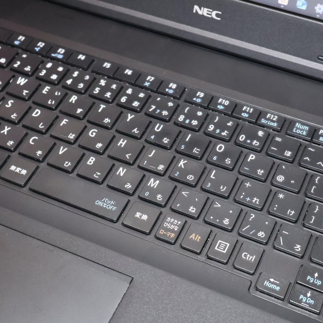 Win11公式対応8世代i5/メ8G/新品SSD480G/DVD/カメラ/無線 - メルカリ