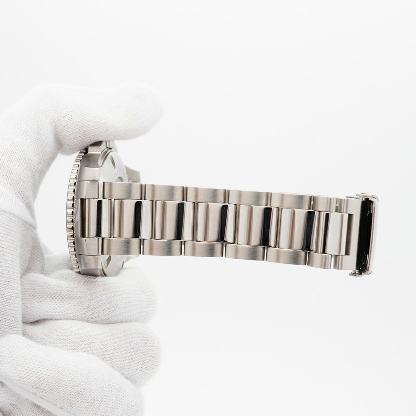 L3.782.4 グリーン文字盤腕時計