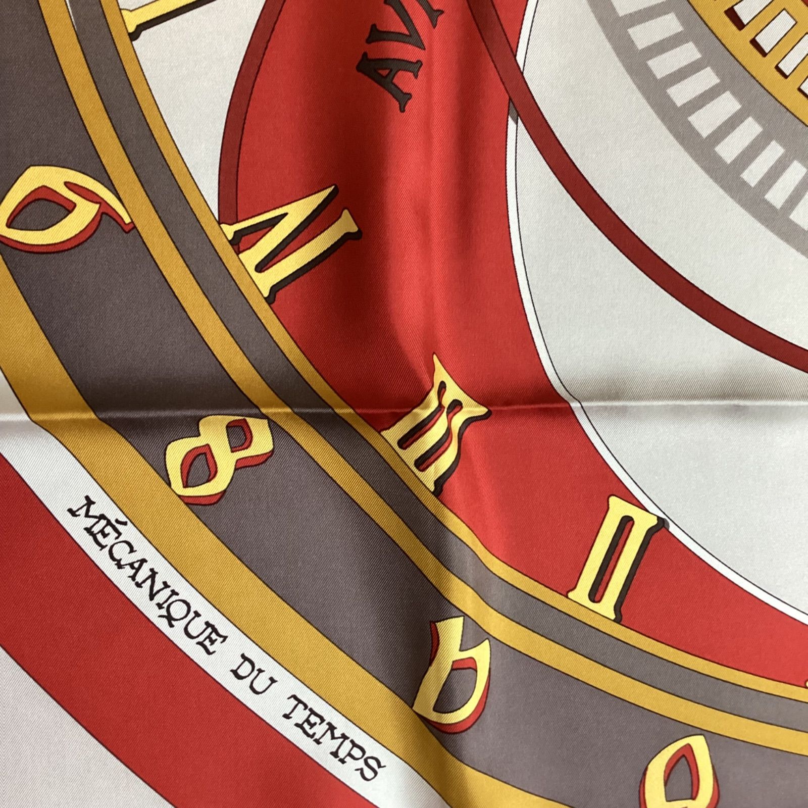 エルメス HERMES 時の仕掛け カレ90 シルクスカーフ ☆タグつき☆ …e.s