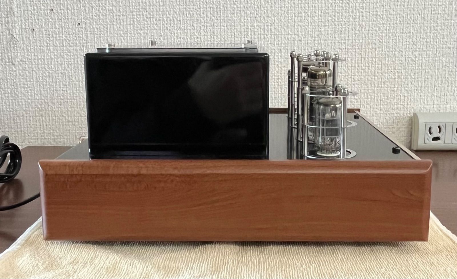Wien AV-2030 真空管アンプ - メルカリ