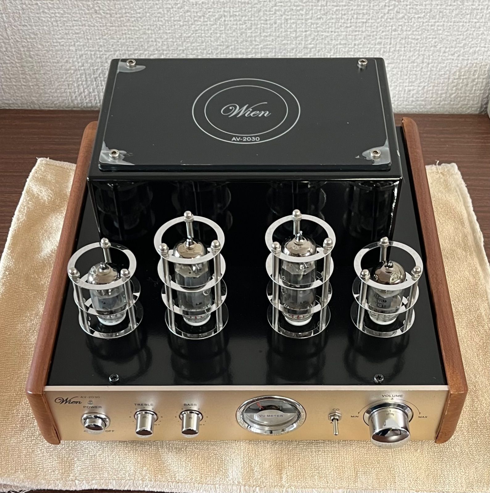 Wien AV-2030 真空管アンプ - メルカリ