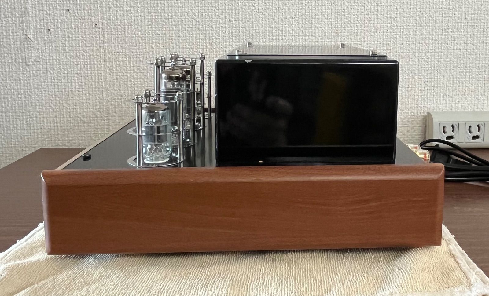 Wien AV-2030 真空管アンプ - メルカリ