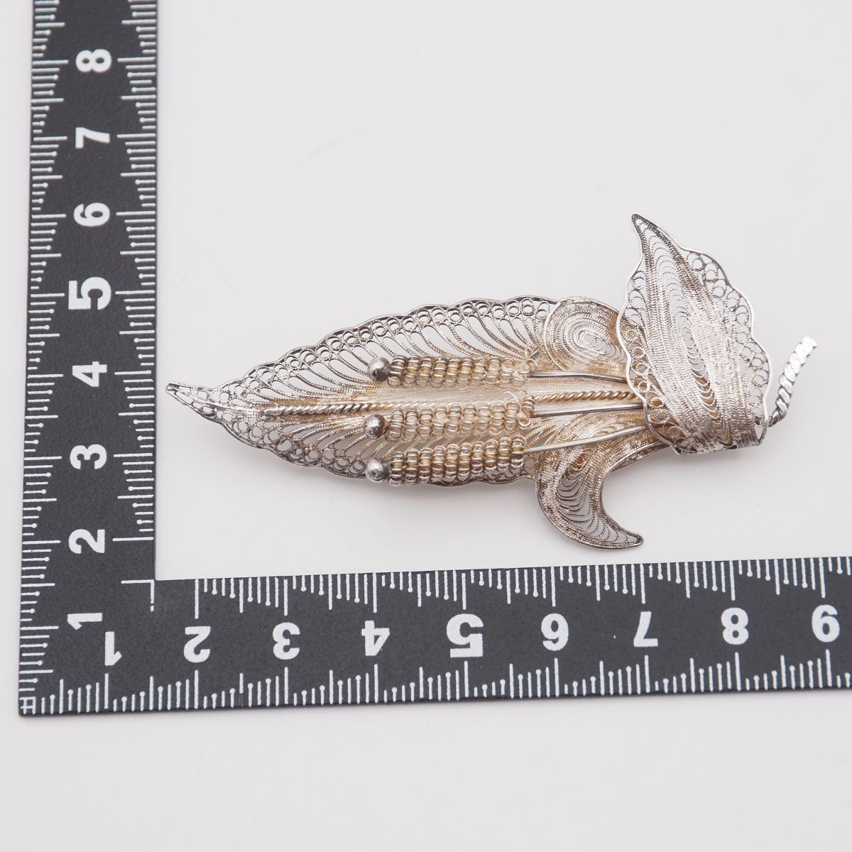 Q482 ヴィンテージ 925刻印 ブローチ フィリグリー 銀線細工 フラワー