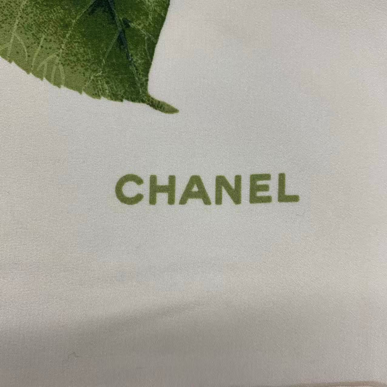 新品同様 CHANEL シャネル スカーフ シルク 花柄 ホワイト - メルカリ